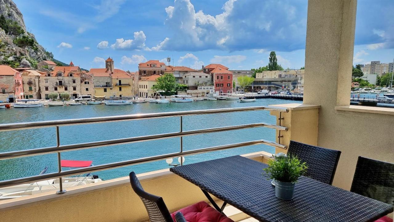 Appartement Mitra Zonata Blue à Omiš Extérieur photo