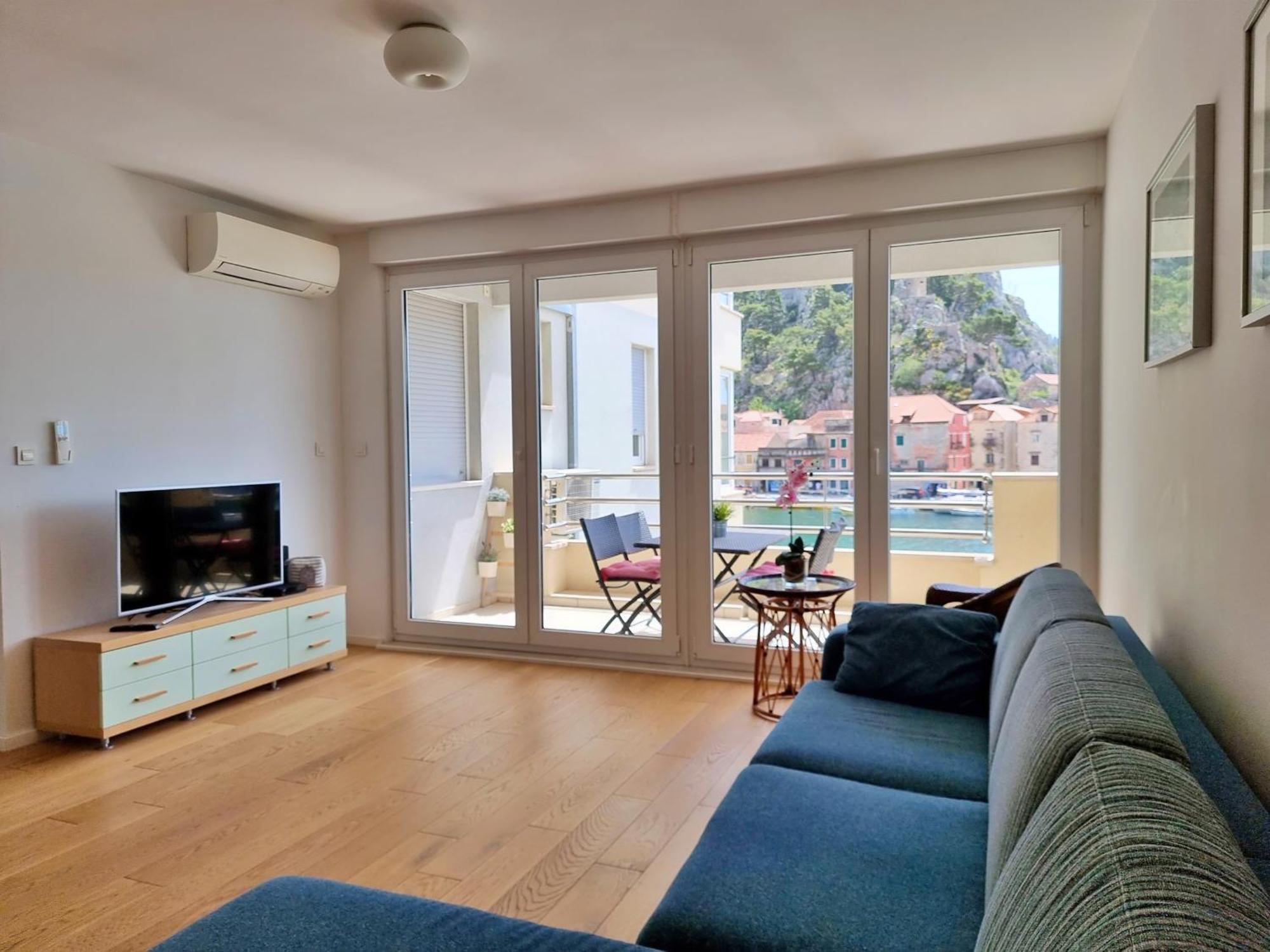 Appartement Mitra Zonata Blue à Omiš Extérieur photo