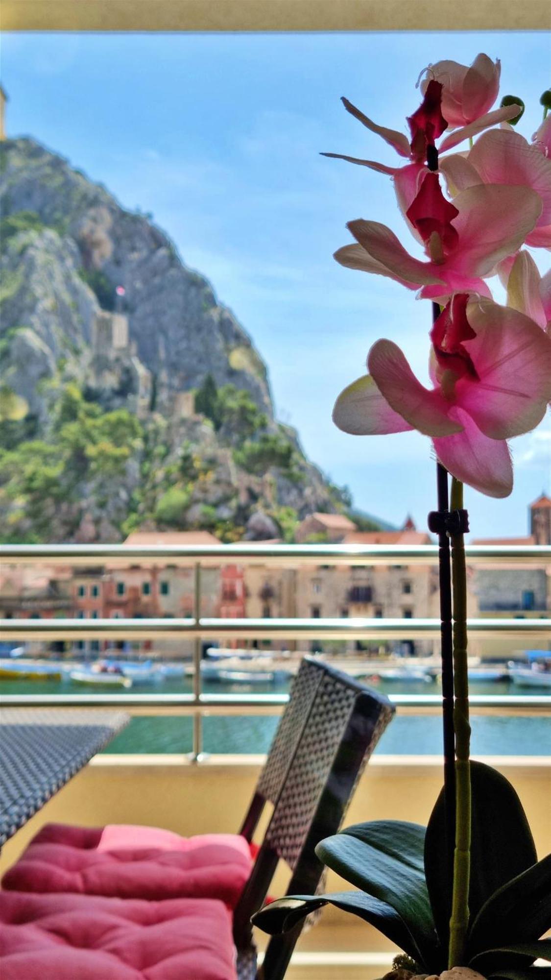 Appartement Mitra Zonata Blue à Omiš Extérieur photo