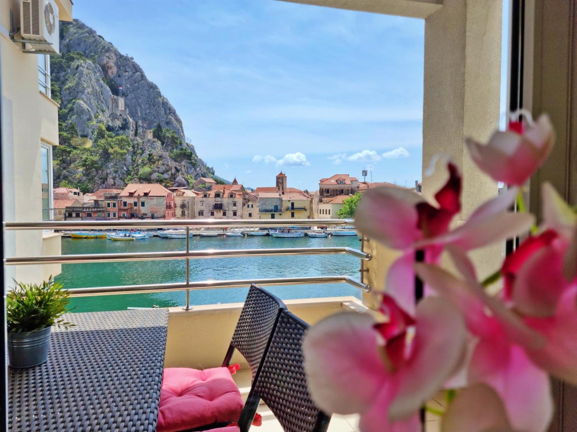 Appartement Mitra Zonata Blue à Omiš Extérieur photo