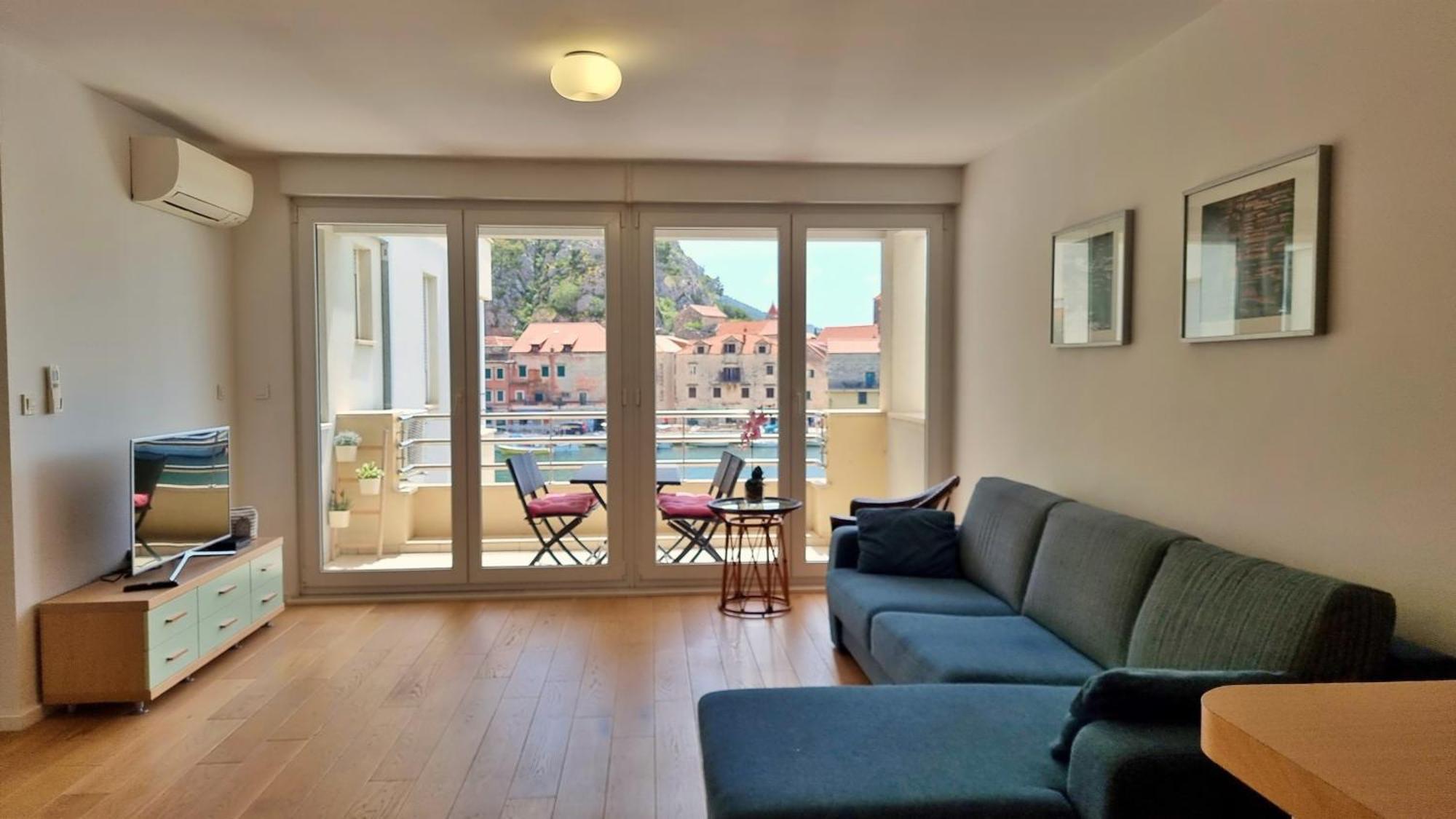 Appartement Mitra Zonata Blue à Omiš Extérieur photo