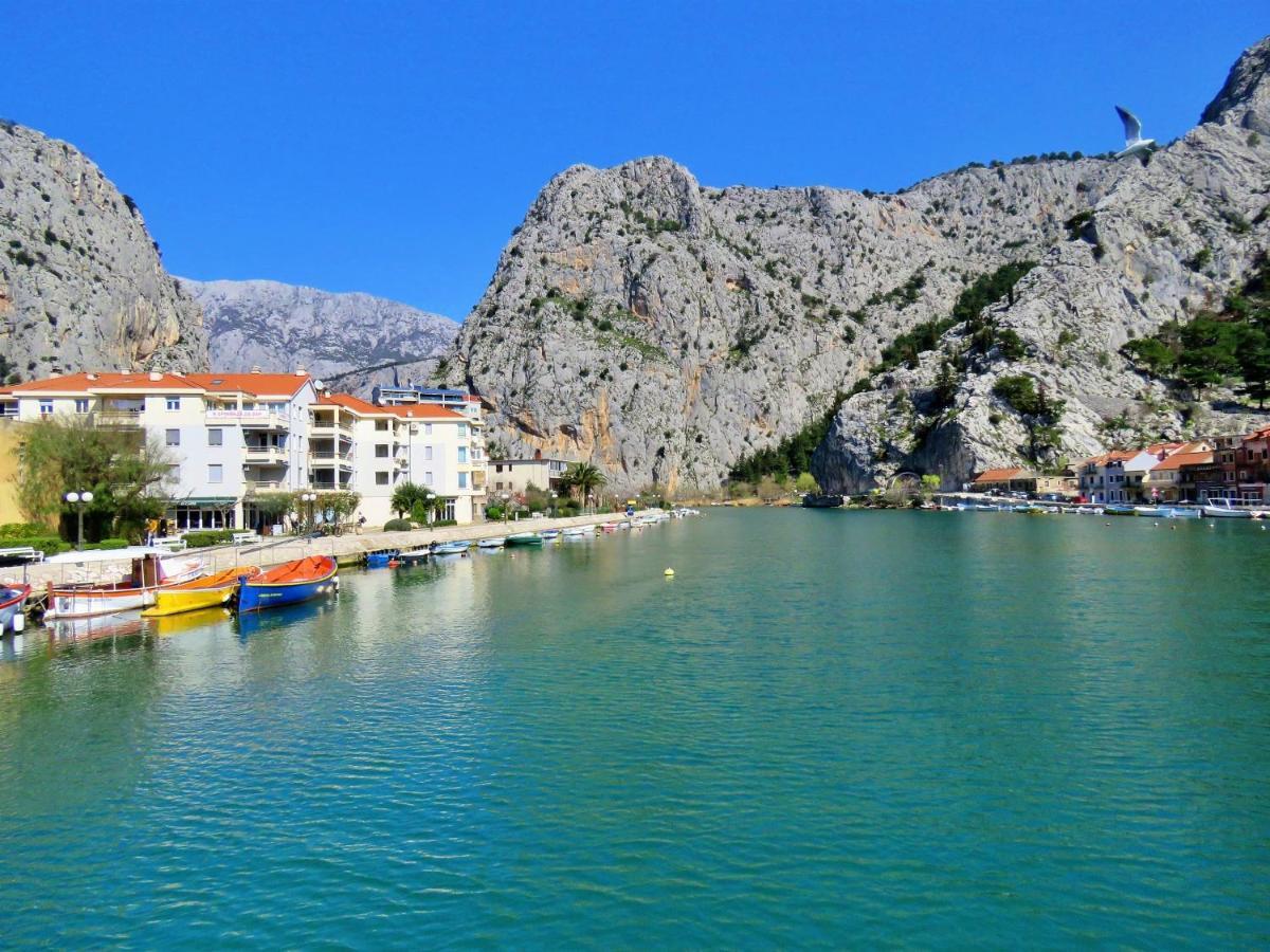 Appartement Mitra Zonata Blue à Omiš Extérieur photo